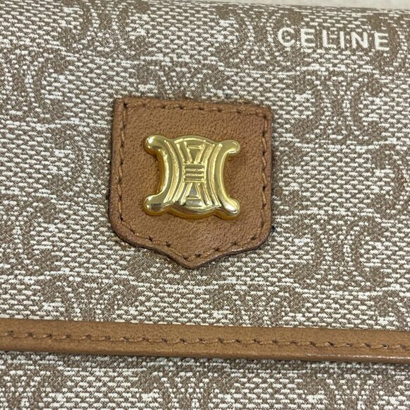Celine Vintage Macadam 6-Key Cles - Preowned - Picture 6 of 10